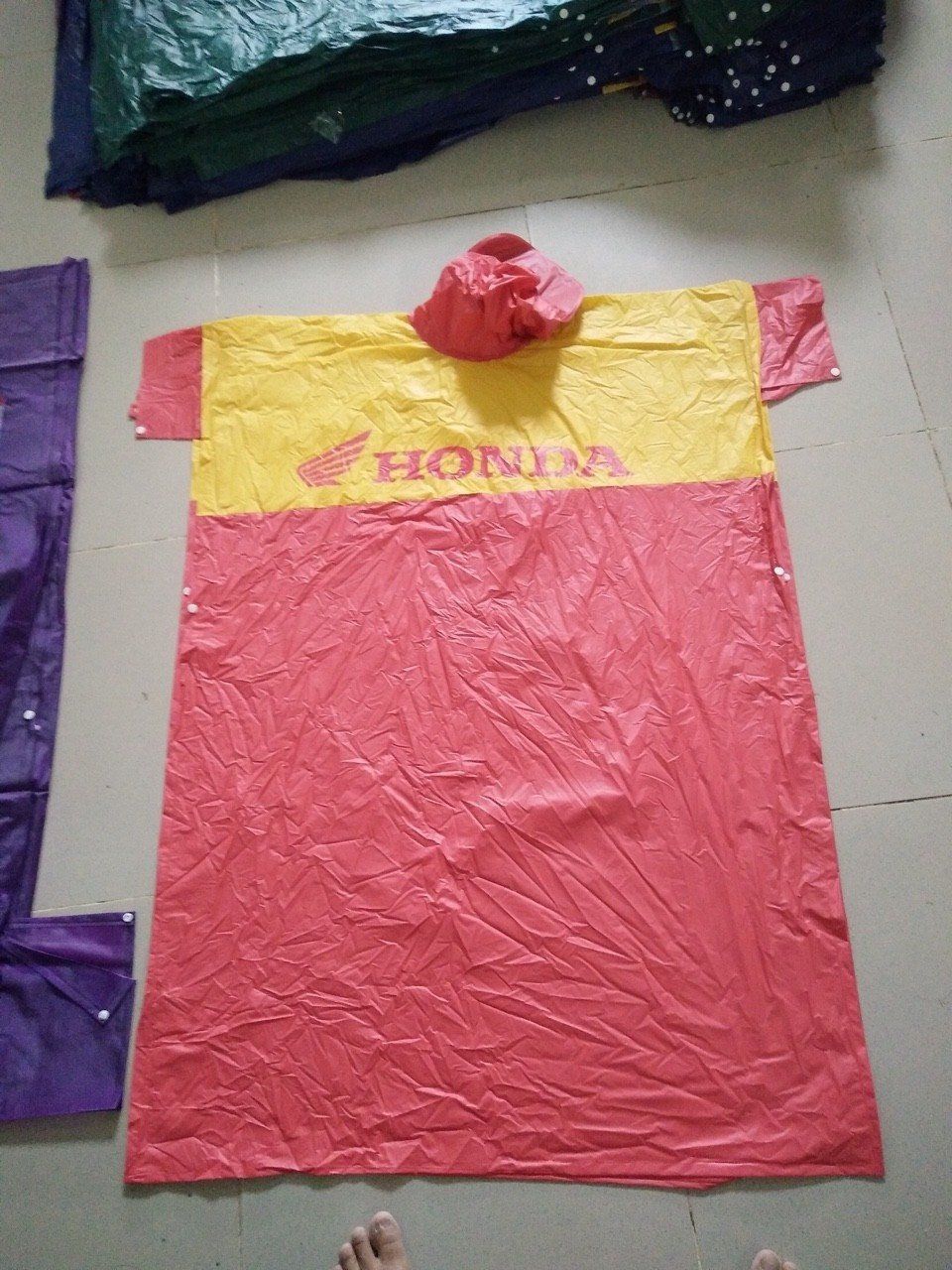 20220407_oNFs4xGhBBTxAZ572dZNoKg9 Áo mưa mã mới thiết kế thời trang Tmark (Kiện 80 cái)