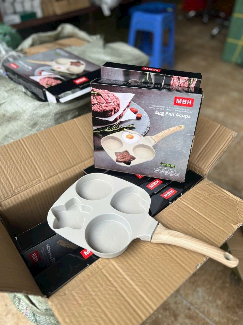 20241122_0q2lD2Pxkq Chảo chiên trứng chống dính 4 ngăn ngôi sao Tmark