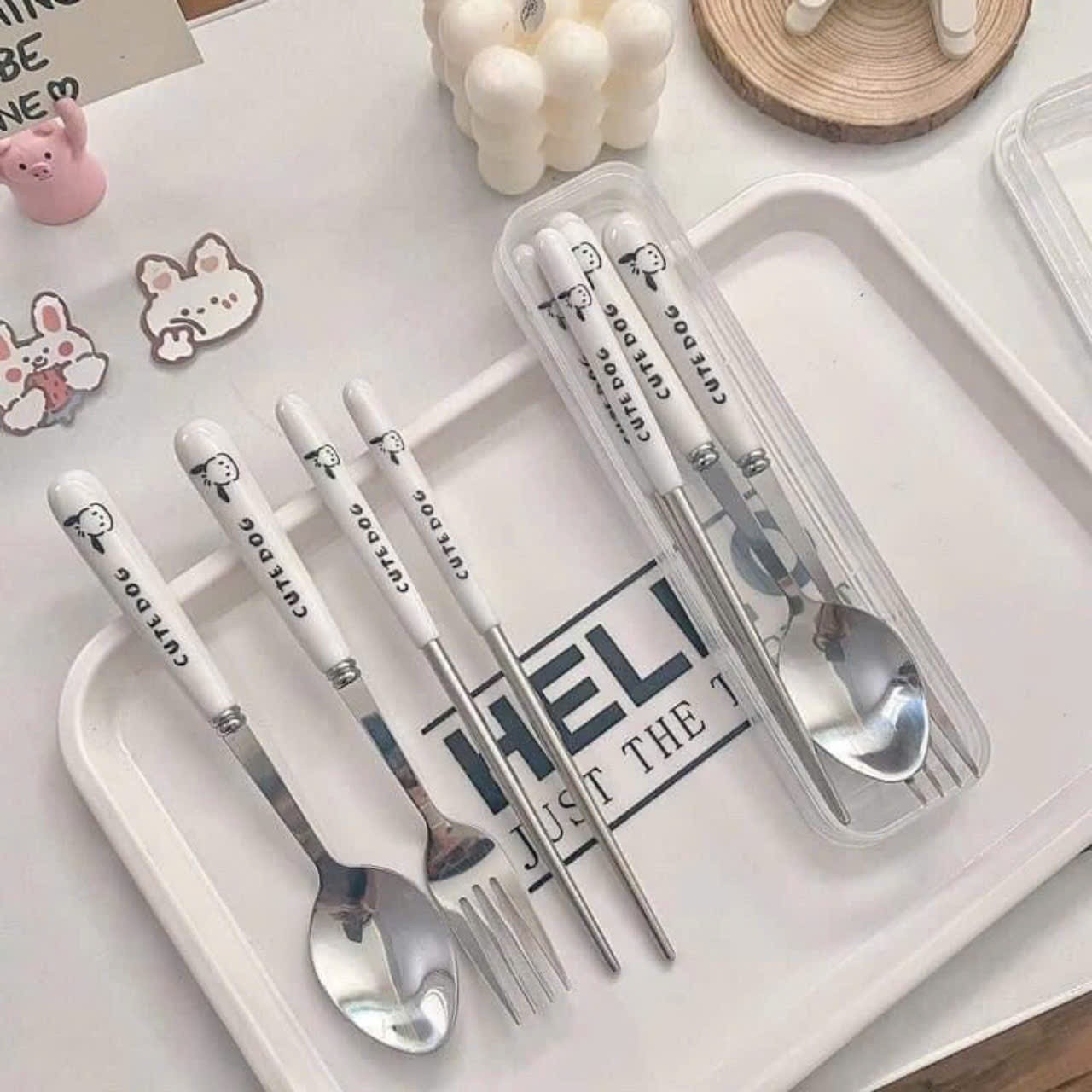 20241122_2CutBbwexv Bộ thìa đũa dĩa hộp nhựa trong suốt – Tiện lợi, an toàn, dễ mang theo (Kiện 200 bộ)