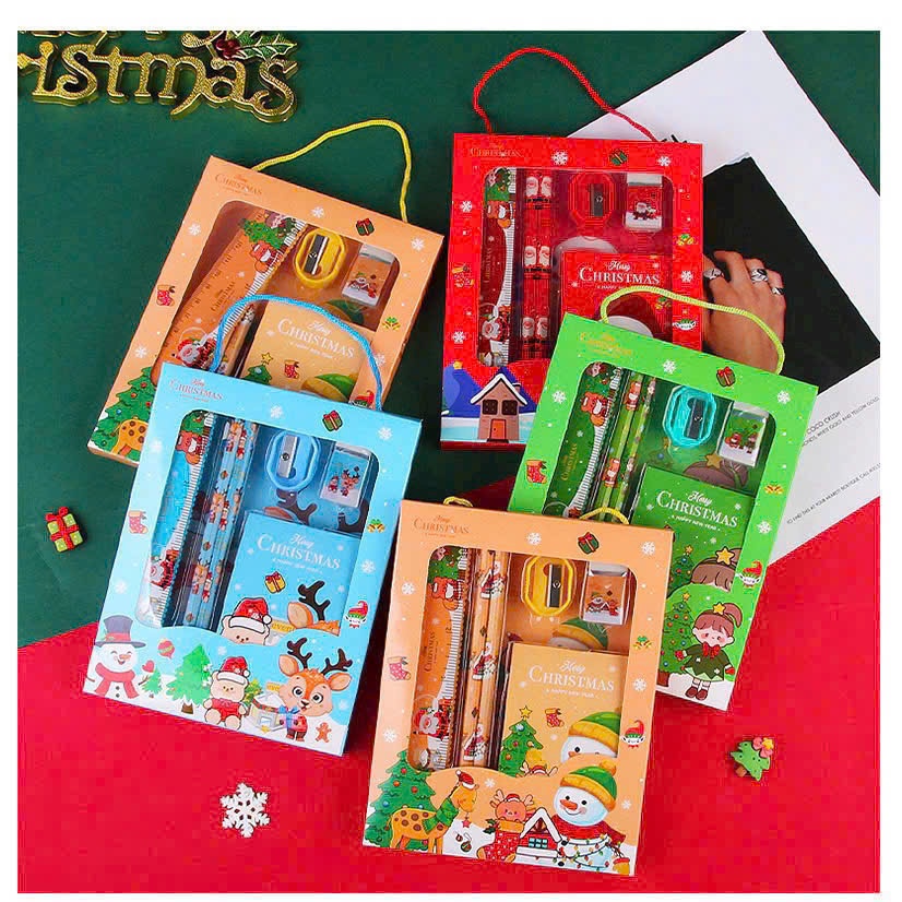20241127_ON0FC43h49 Bộ dụng cụ học tập 6 món Giáng Sinh cho bé mẫu giáo, tiểu học Tmark