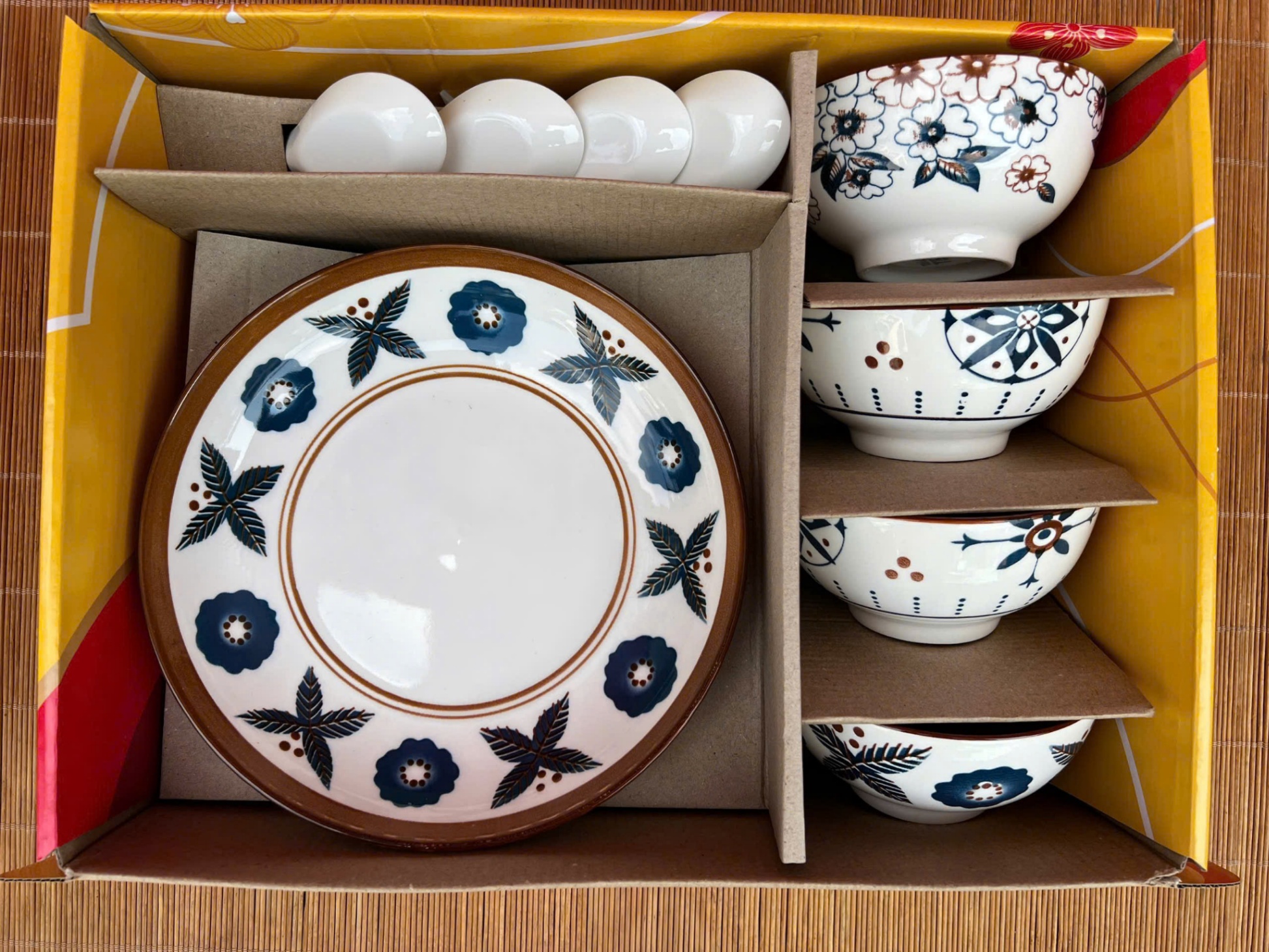 20250117_IIbkBmABQ0 Bộ chén dĩa Quà tặng 9 món sứ cao cấp Tmark (Kiện 100 bộ)