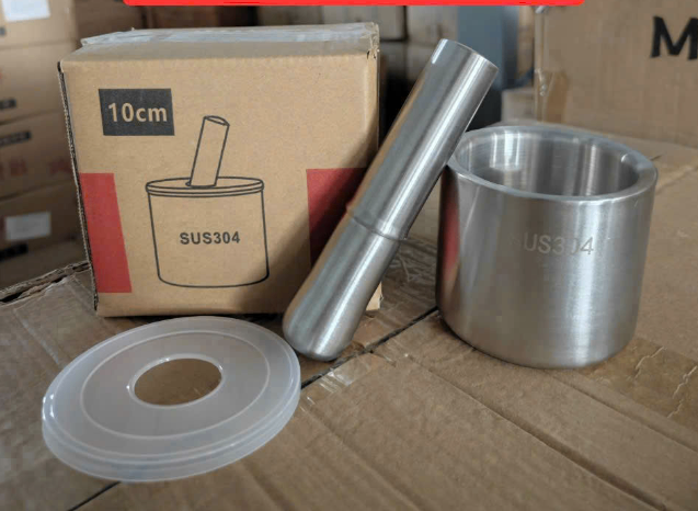 20250313_DsyhuwXp3S Bộ cối chày inox dáng trụ (kiện 24 bộ)