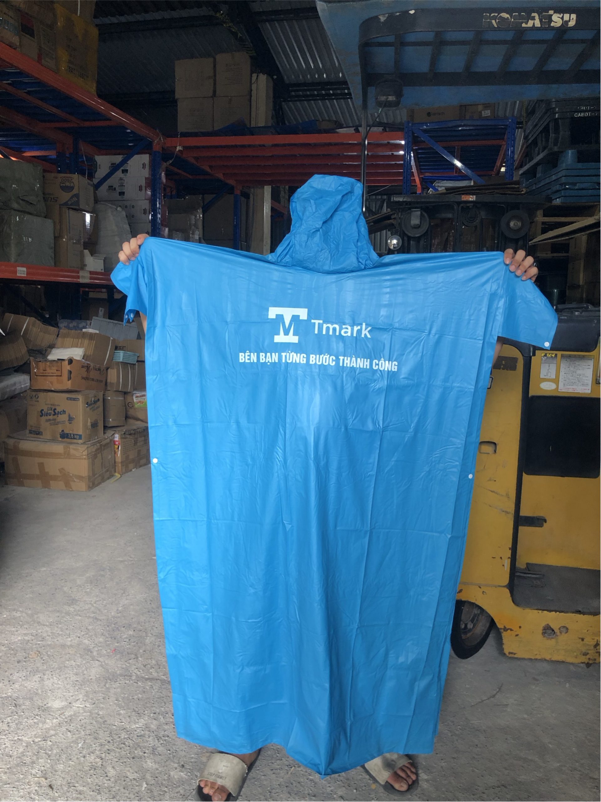 Ao-mua-TMARK-KT-84-150cm-kien-100-cai-_Image-3 Áo mưa cánh dơi Tmark (Kiện 100 cái)